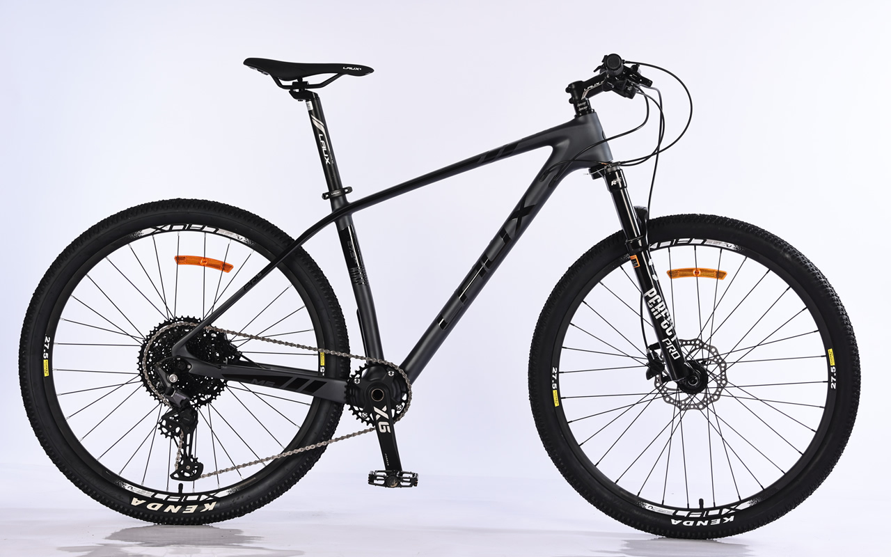 LAUX-MTB-M5-1.jpg